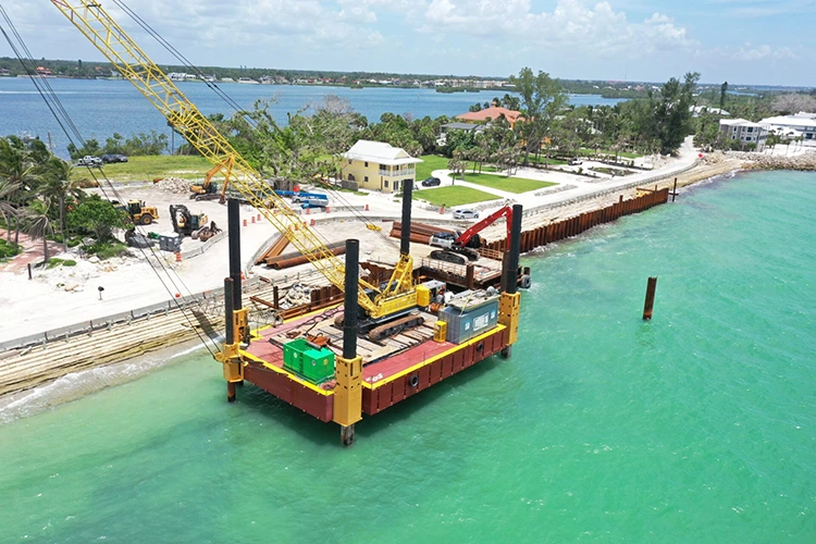 Подъемная самоподъемная платформа