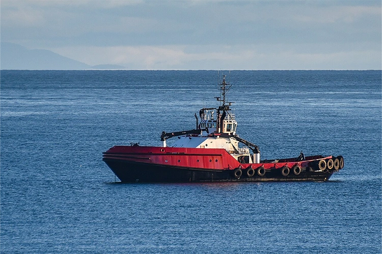 Буксир с Z-приводом